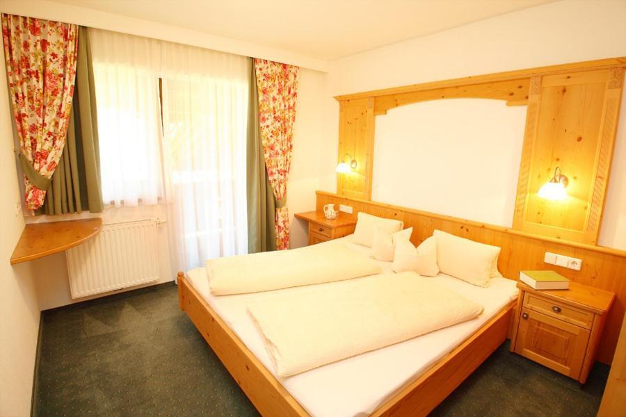 Ferienhof Lackner Ried im Zillertal Habitación foto